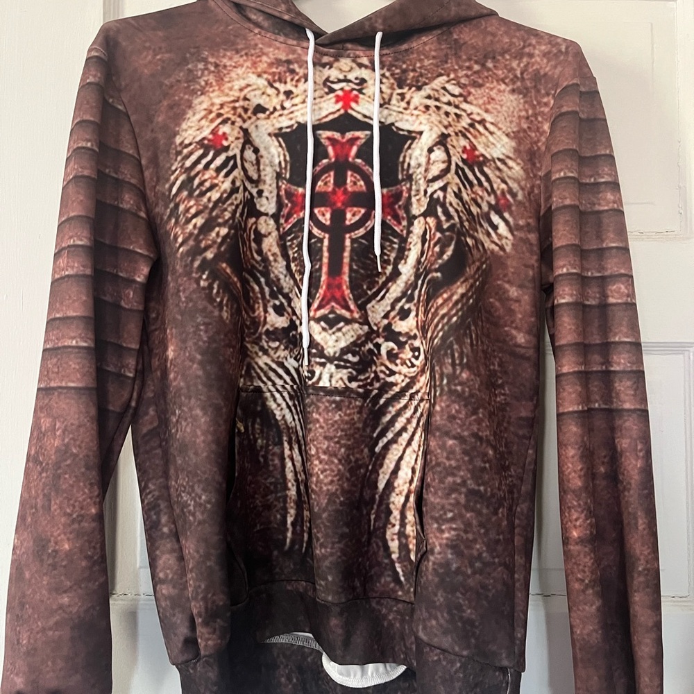 Red and Brown Graphic Sweatshirt with Hoodie and pocket. Brand new never worn